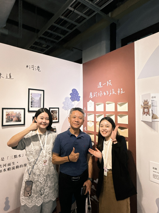 漫華小組展場照2